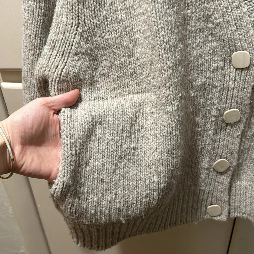 Wool cardigan - Picture 3 of 5